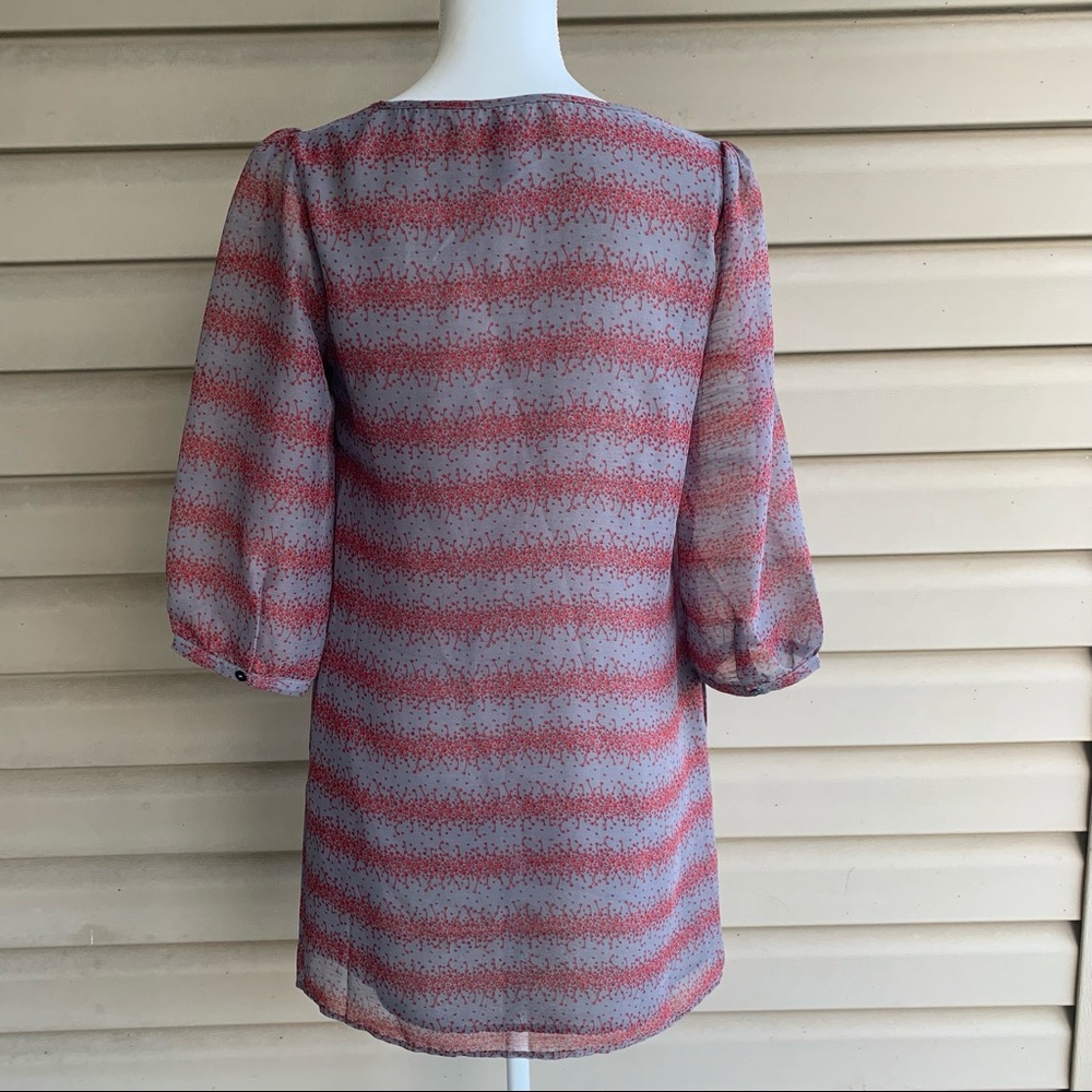 •Emmelee• Print Chiffon Shift Mini Dress - Size Medium - Picture 7 of 8